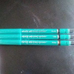 Infinity Waterproof Eyeliner Nalie, Talia, & Hoda